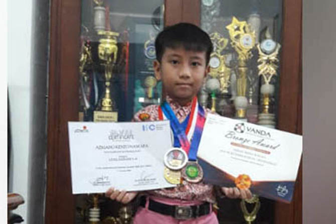  Siswa MI Muhammadiyah Raih 3 Medali Kompetisi Sains Internasional