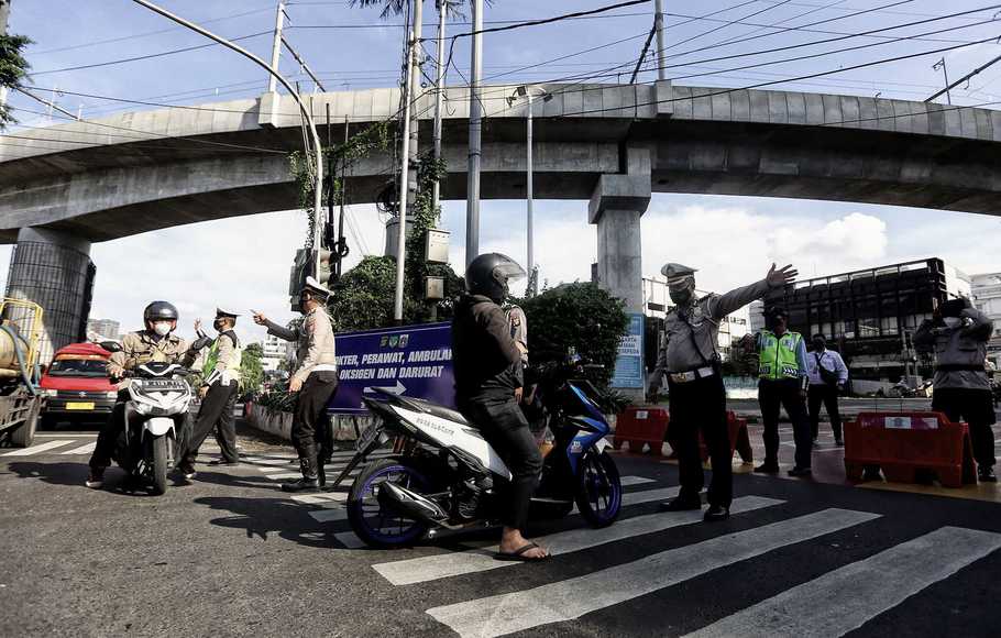  Polri Masih Lakukan Penyekatan Lalu Lintas di Jakarta