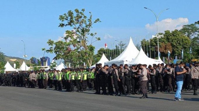  Jelang Opening Ceremony PON XX Papua 2021, TNI-Polri Gelar Apel Gabungan