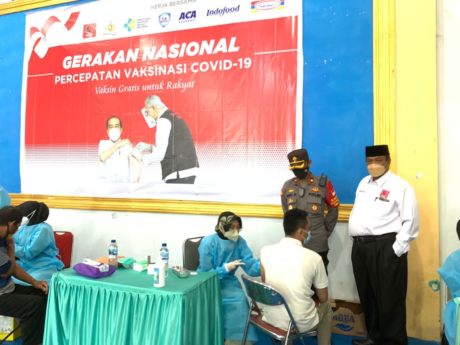  Sinergi dengan TNI dan Polri, Projo Gelar Vaksinasi Massal untuk Masyarakat Umum di Kabupaten Tegal